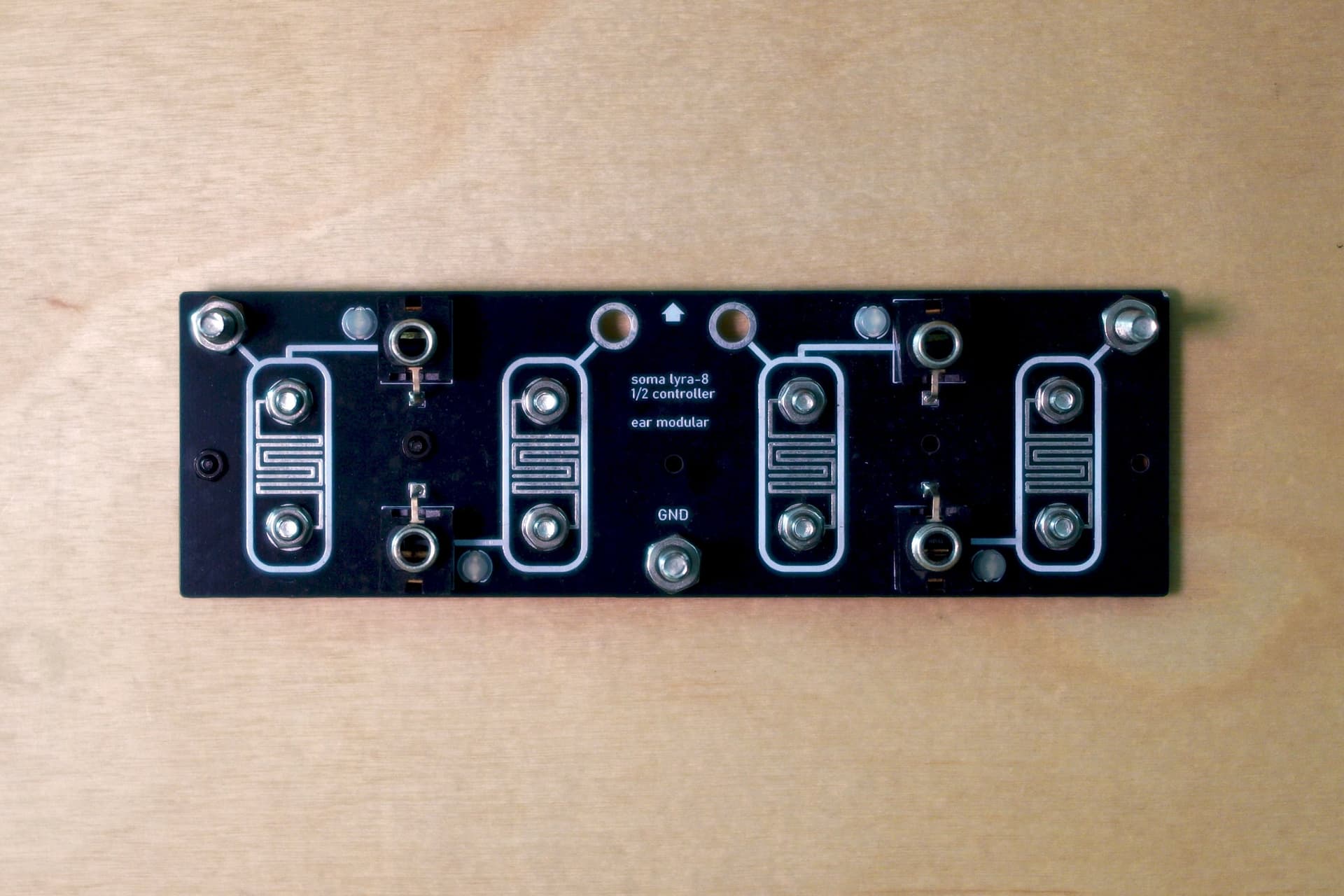 Lyra Adapter top view